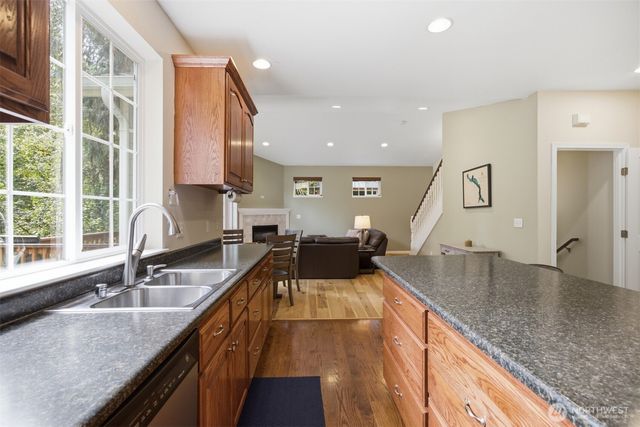 10 Topside Court, Bellingham, WA 98229