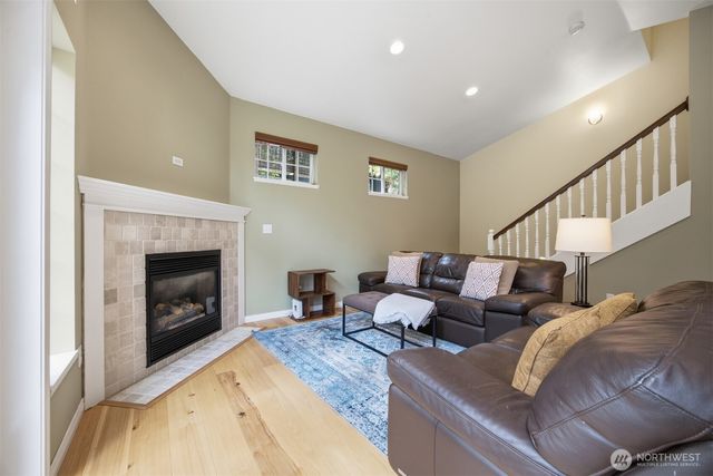 10 Topside Court, Bellingham, WA 98229