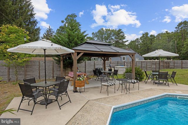 868 WILLOW WAY, Atco, NJ 08004