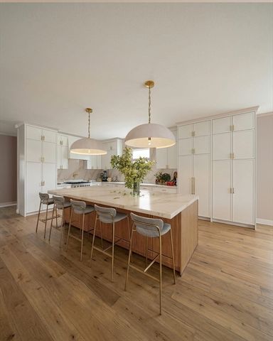 5 Haven Ln, Wayland, MA 01778