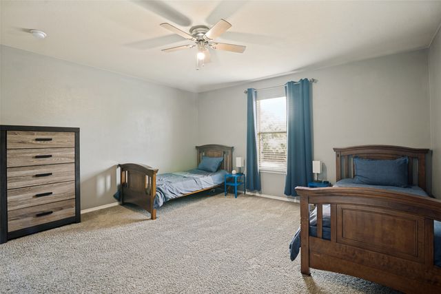 414 Love Bird Lane, Murphy, TX 75094
