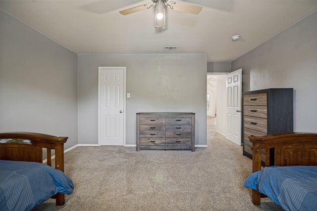 414 Love Bird Lane, Murphy, TX 75094