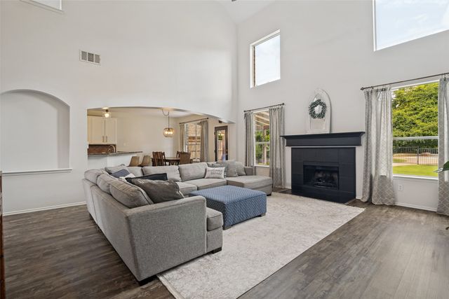 414 Love Bird Lane, Murphy, TX 75094