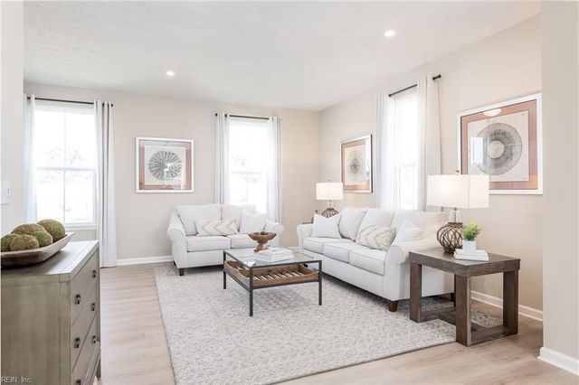 224 Reids Place DR, Suffolk, VA 23434