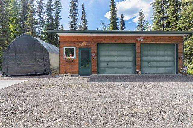 3355 BENTWOOD AVENUE, North Pole, AK 99705