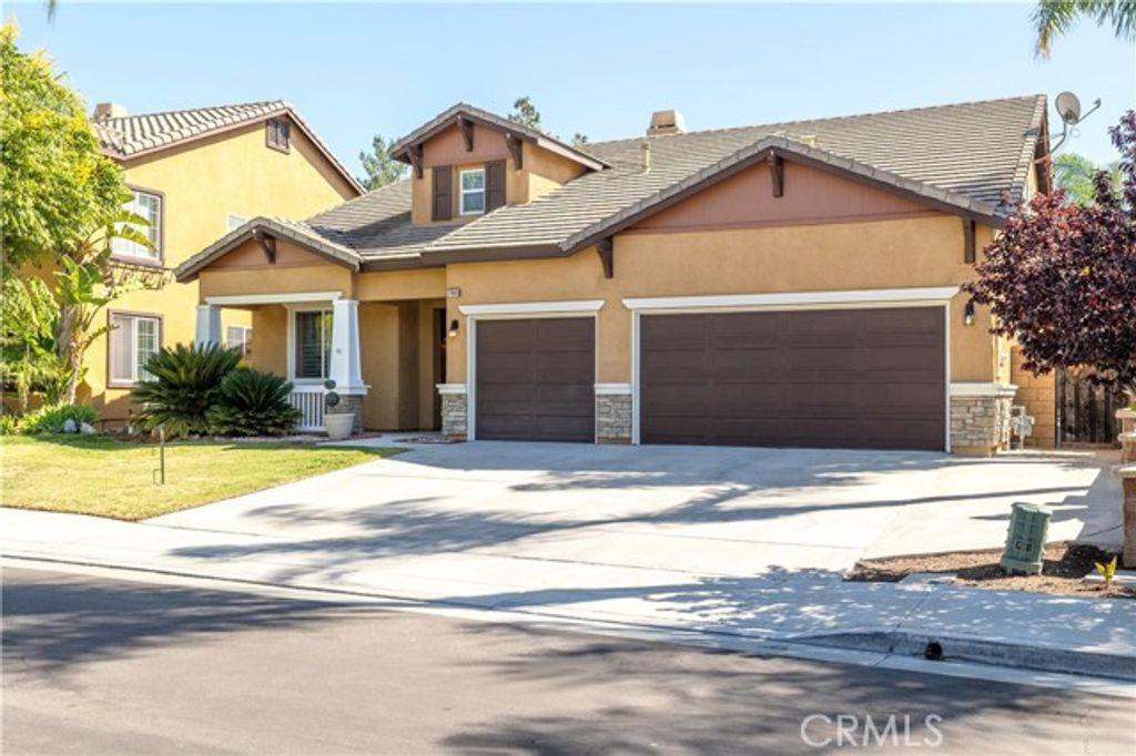 37068 Edgemont, Murrieta, CA 92563