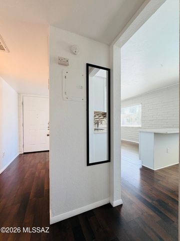 8450 E Old Spanish Trl Apt 258, Tucson, AZ 85710