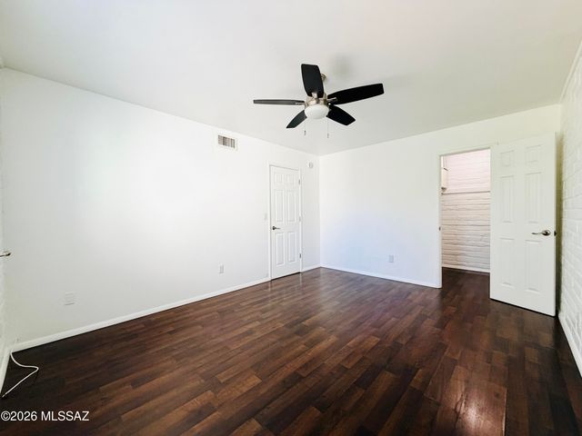 8450 E Old Spanish Trl Apt 258, Tucson, AZ 85710