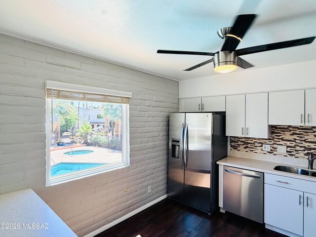 8450 E Old Spanish Trl Apt 258, Tucson, AZ 85710