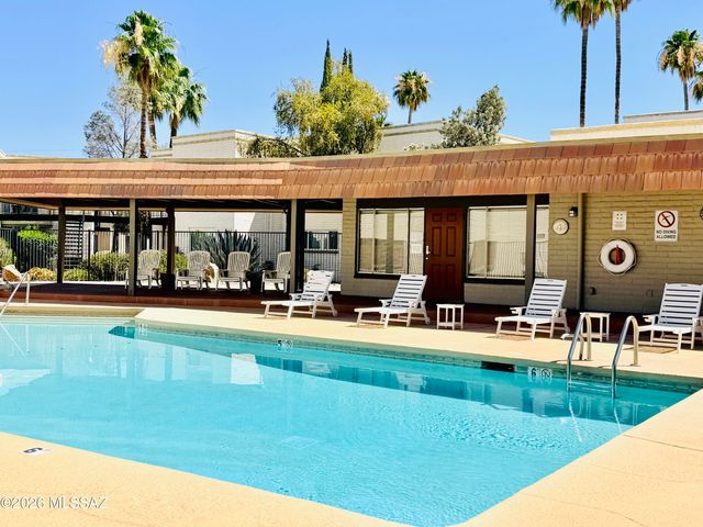 8450 E Old Spanish Trl Apt 258, Tucson, AZ 85710