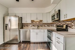 8450 E Old Spanish Trl Apt 258, Tucson, AZ 85710