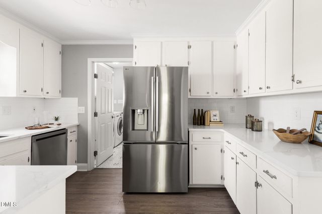 105 Penny Lane, Cary, NC 27511