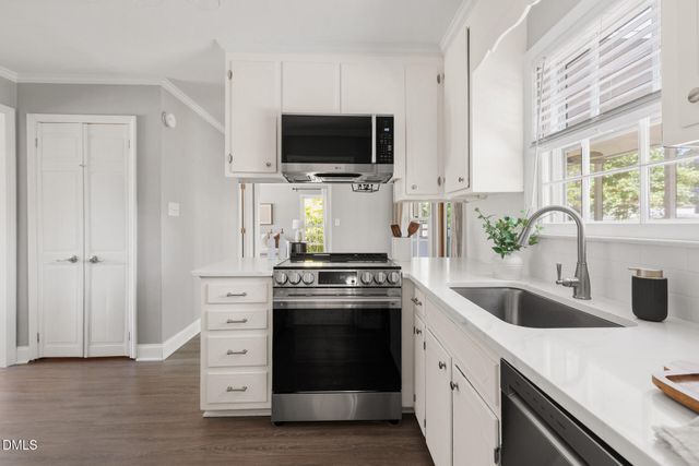 105 Penny Lane, Cary, NC 27511