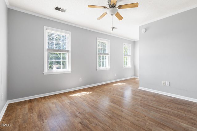 105 Penny Lane, Cary, NC 27511