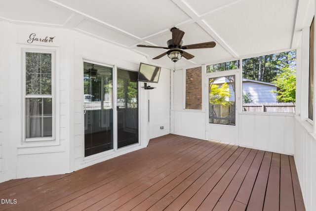 105 Penny Lane, Cary, NC 27511