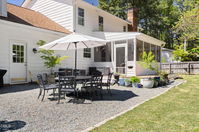 105 Penny Lane, Cary, NC 27511