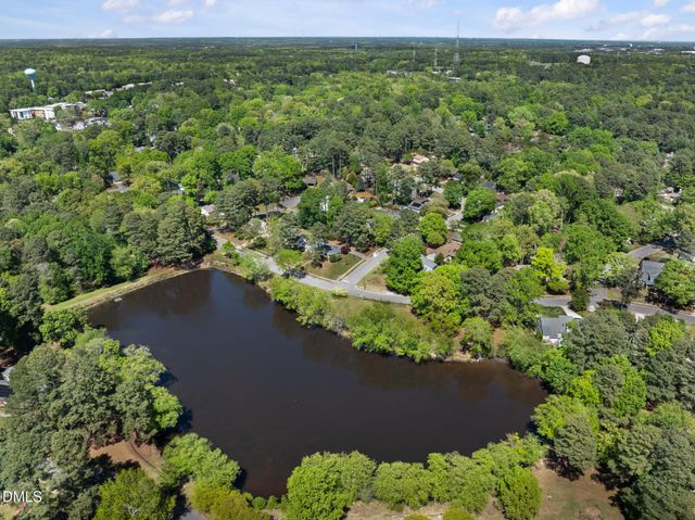 105 Penny Lane, Cary, NC 27511