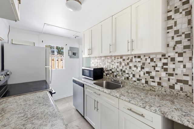 918 N K Street, Lake Worth Beach, FL 33460