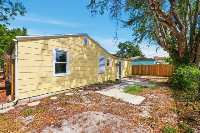 918 N K Street, Lake Worth Beach, FL 33460