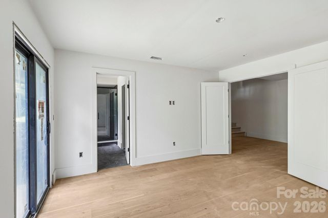 1539 Crystal Road, Charlotte, NC 28205