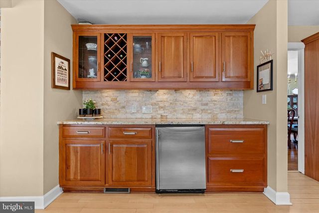 1979 ALCOTT RD, York, PA 17406