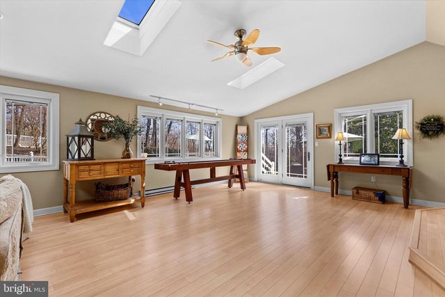 1979 ALCOTT RD, York, PA 17406