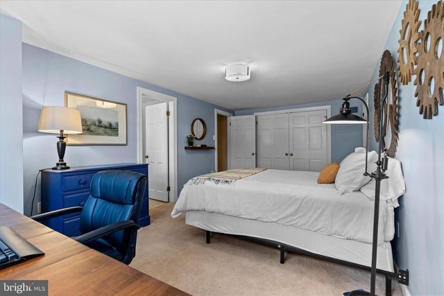 1979 ALCOTT RD, York, PA 17406