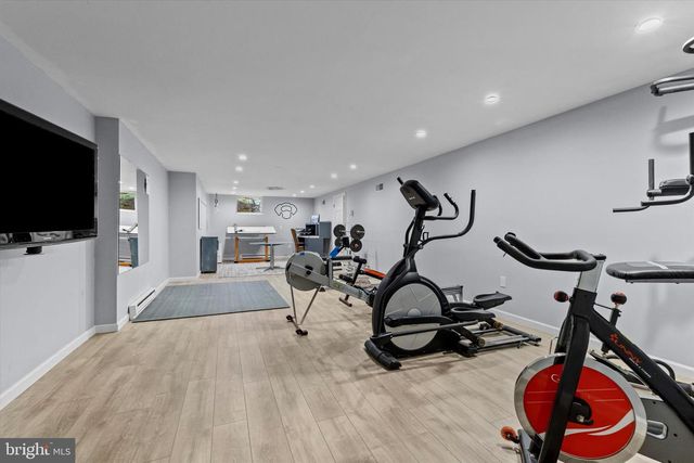 1979 ALCOTT RD, York, PA 17406