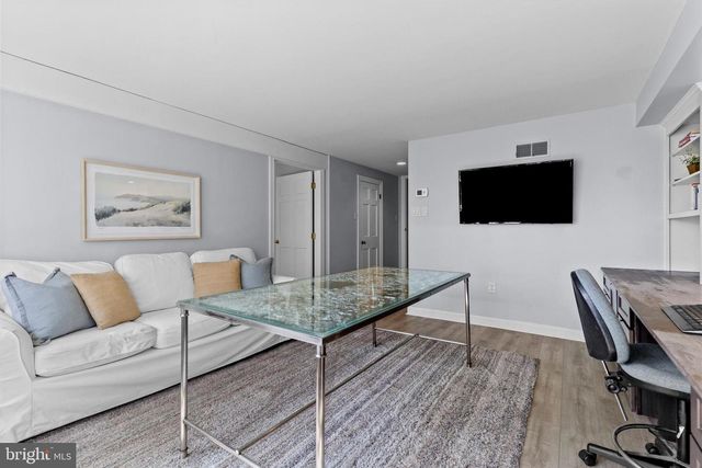 1979 ALCOTT RD, York, PA 17406