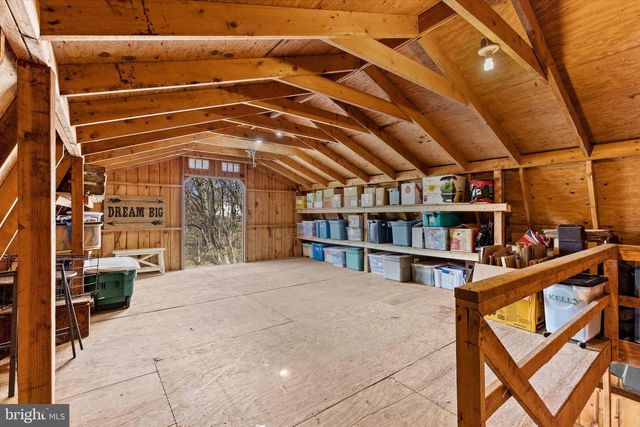 1979 ALCOTT RD, York, PA 17406