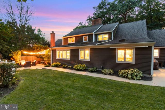 1979 ALCOTT RD, York, PA 17406