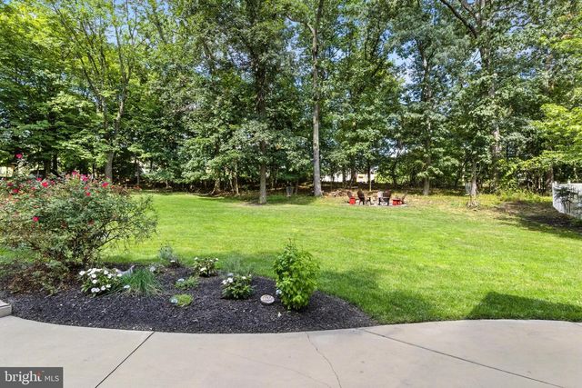 1979 ALCOTT RD, York, PA 17406