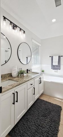 14 Valley Oaks Circle, The Woodlands, TX 77382