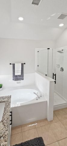 14 Valley Oaks Circle, The Woodlands, TX 77382