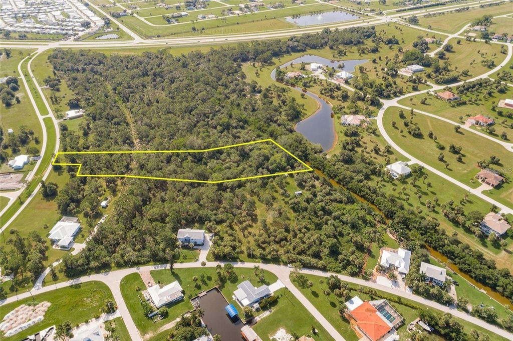 24511 YACHT CLUB BOULEVARD, Punta Gorda, FL 33955