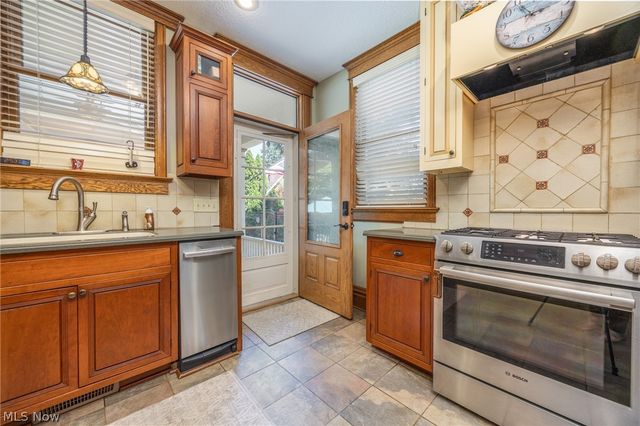 630 3rd Street, Marietta, OH 45750