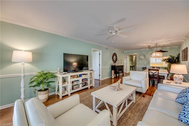 6725 Winkler RD 202, Fort Myers, FL 33919