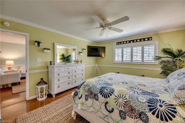 6725 Winkler RD 202, Fort Myers, FL 33919