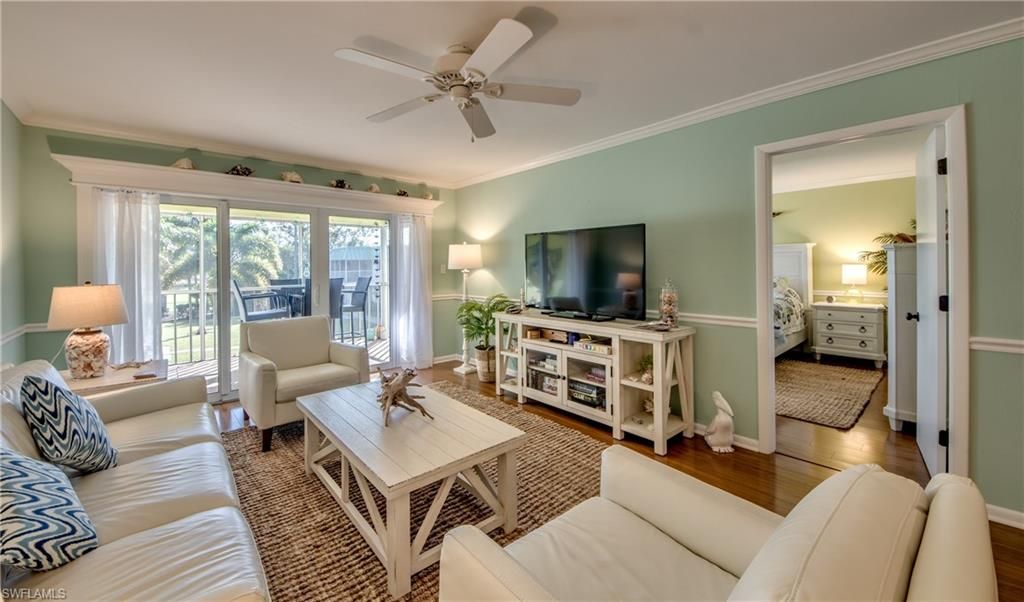 6725 Winkler RD 202, Fort Myers, FL 33919