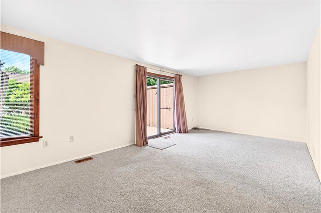 55 Maple Ct, Ross Twp, PA 15237