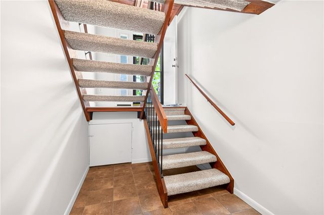 55 Maple Ct, Ross Twp, PA 15237