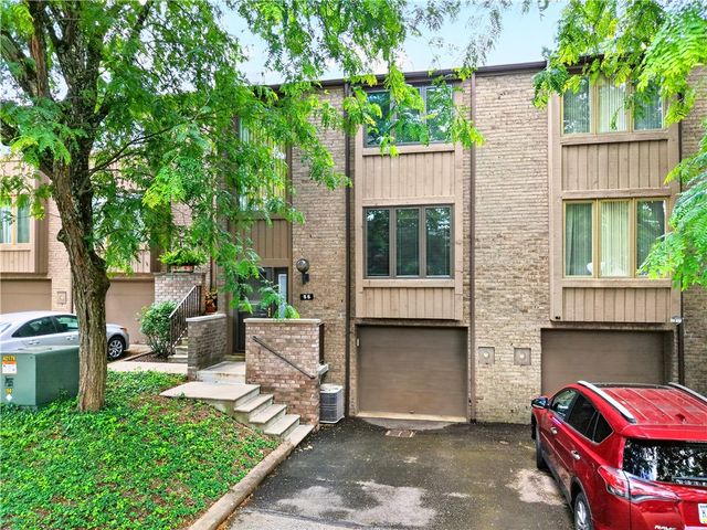 55 Maple Ct, Ross Twp, PA 15237