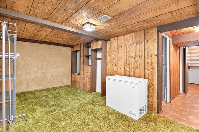 55 Maple Ct, Ross Twp, PA 15237
