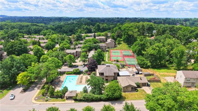 55 Maple Ct, Ross Twp, PA 15237