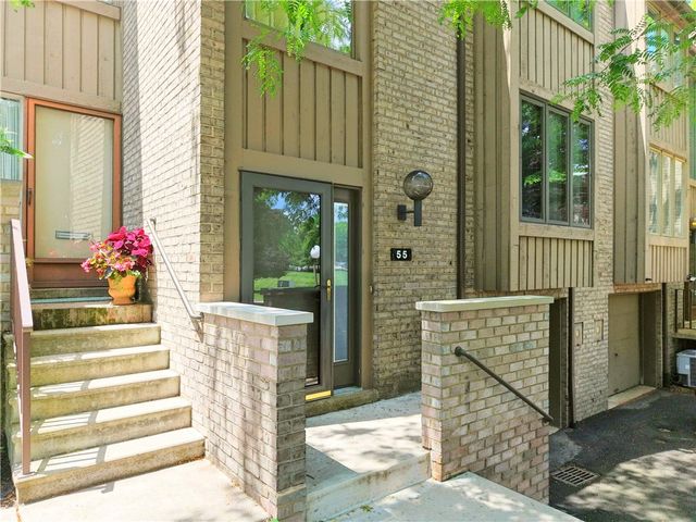 55 Maple Ct, Ross Twp, PA 15237