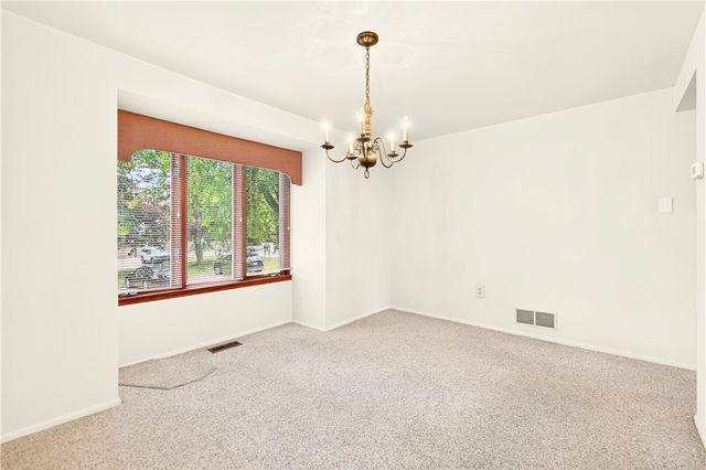 55 Maple Ct, Ross Twp, PA 15237