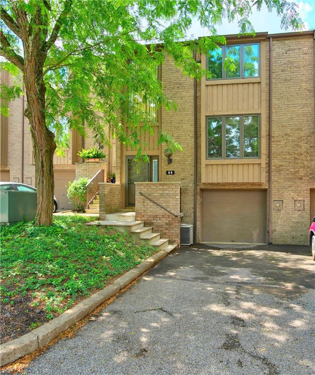 55 Maple Ct, Ross Twp, PA 15237