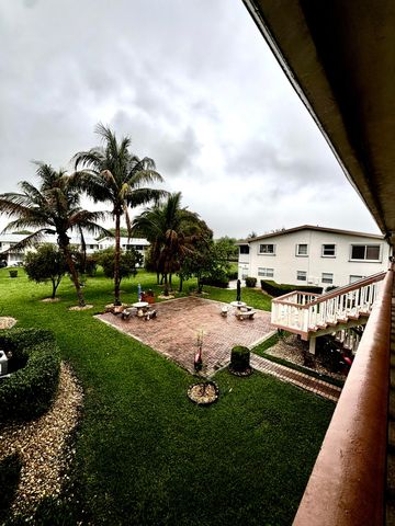 48 Bedford B, West Palm Beach, FL 33417