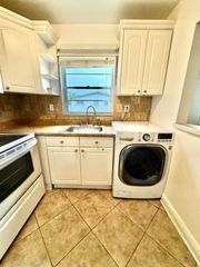 48 Bedford B, West Palm Beach, FL 33417