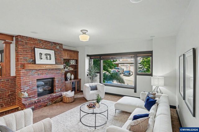 2185 Kari Dawn Av SE, Salem, OR 97306